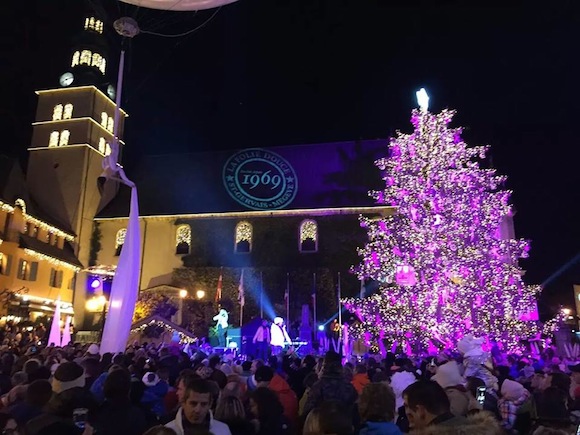 5 000 spectateurs pour l’illumination du sapin de Megève