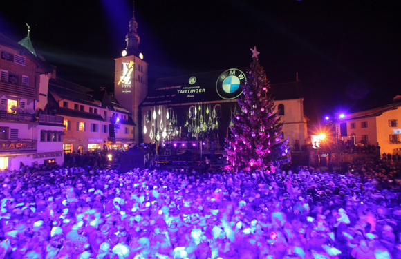 Illumination du sapin de Megève 2015. Toutes les photos