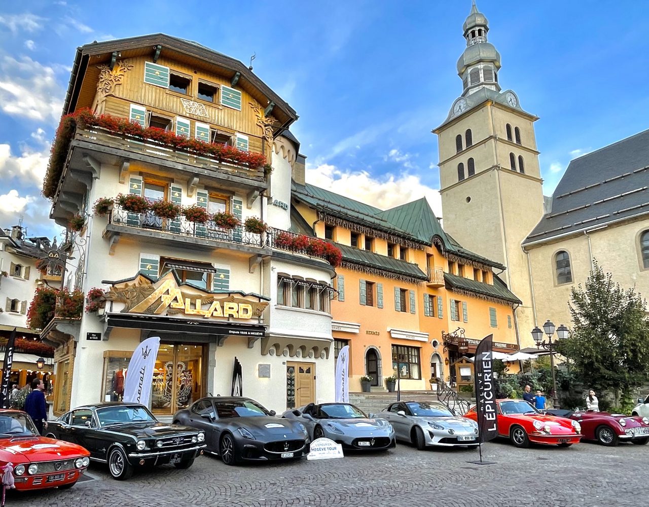 Rallye l’Épicurien. 44 équipages réunis à l’assaut du Megève Tour