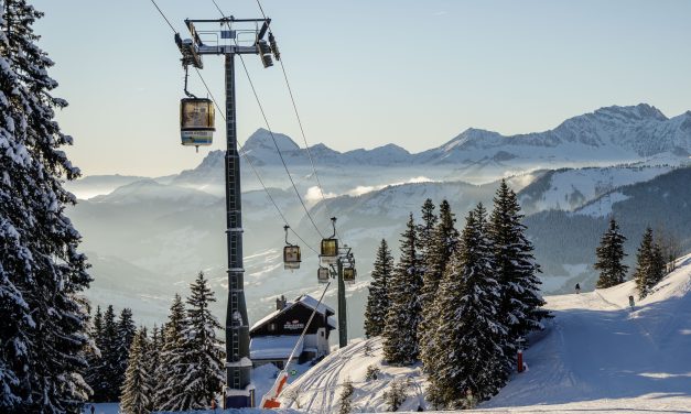 Megève. Les professionnels se mobilisent pour la réouverture des remontées mécaniques du Mont d’Arbois